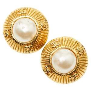 Chanel Cc Logo Round Clip-On Earrings #228896C50B